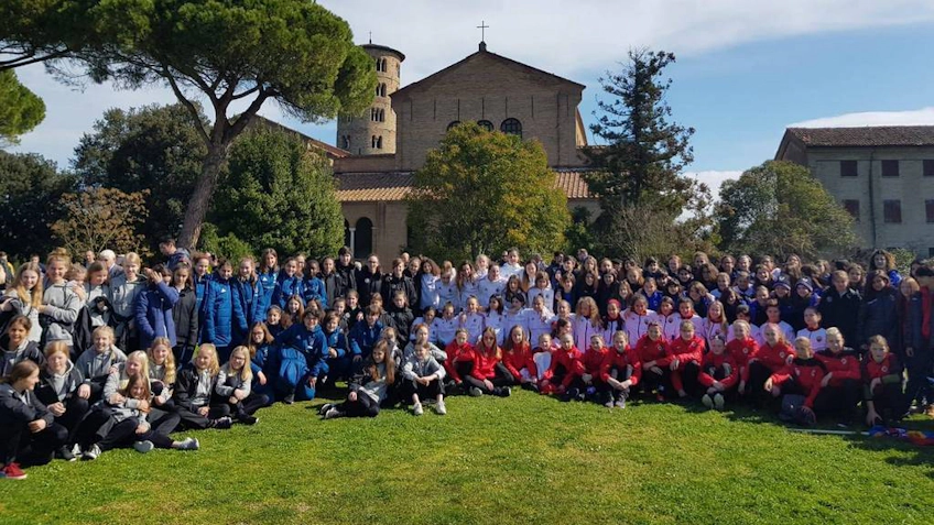 Naisten jalkapallojoukkueet Ravennan Cup -turnauksessa