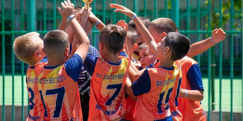 Young footballers celebrate victory at Olympia Easter Cup 2024