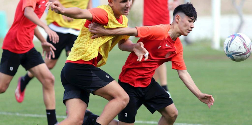 Jugendfußballspieler beim Training für die Junioren-Weltmeisterschaft in Antalya
