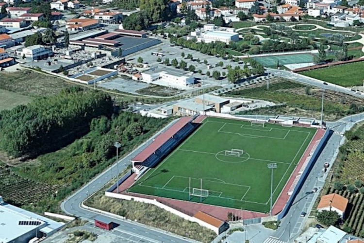Flygbild av fotbollsplanen för Alijó Cup-turneringen